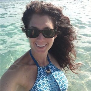 Meet your Posher, Sherry